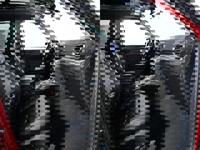 Certified 2023 Ford Explorer XLT w/ Equipment Group 202A image 10