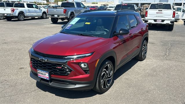 Used 2025 Chevrolet TrailBlazer RS w/ Convenience Package AWD/4WD image 7