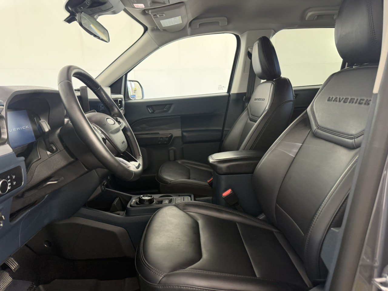 Certified 2025 Ford Maverick Lariat w/ Black Appearance Package AWD/4WD image 14