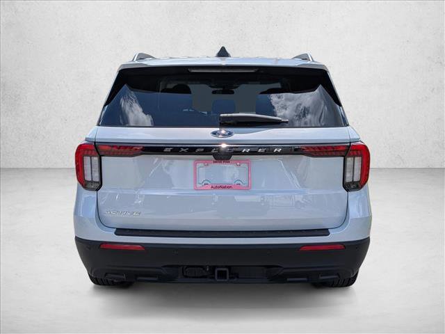 Certified 2025 Ford Explorer Active RWD image 6