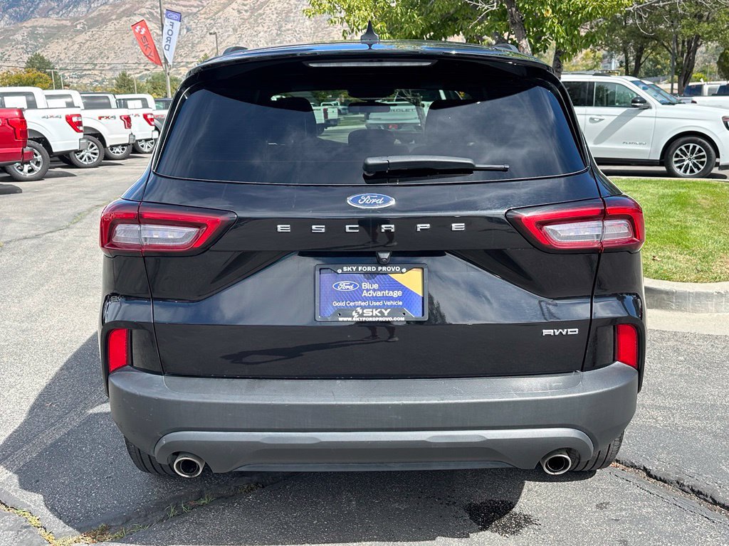 Certified 2025 Ford Escape ST-Line AWD/4WD image 8