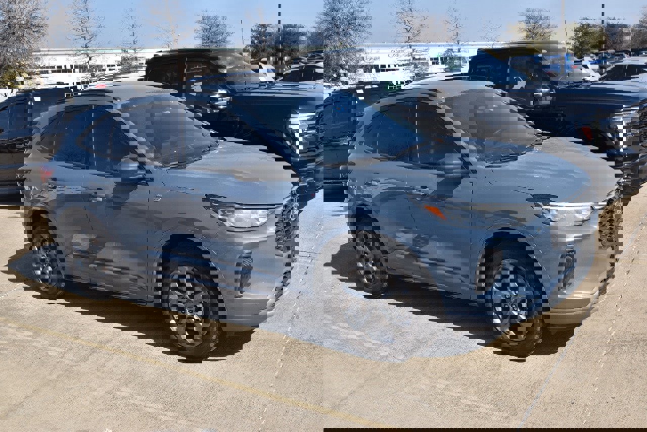 Certified 2024 Ford Escape ST-Line w/ Tech Pack #1 image 8