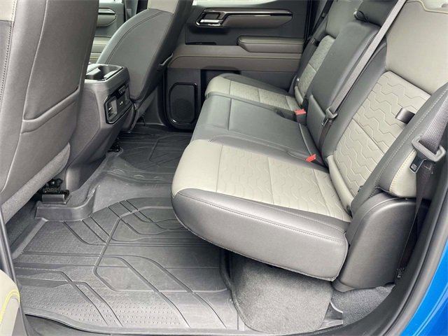 Used 2023 Chevrolet Silverado 1500 ZR2 w/ Technology Package image 10