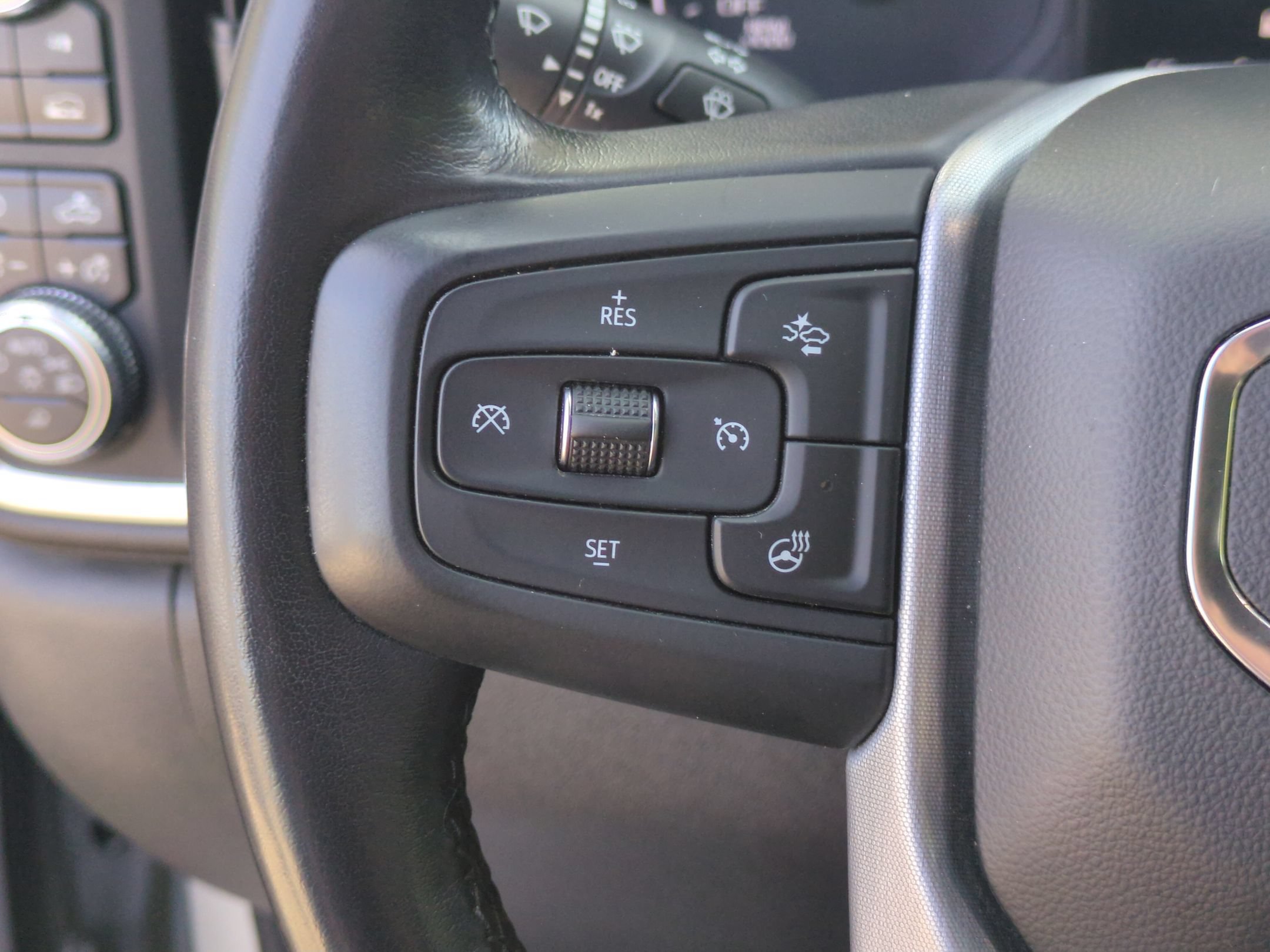 Used 2021 GMC Sierra 1500 SLT w/ SLT Premium Plus Package AWD/4WD image 16