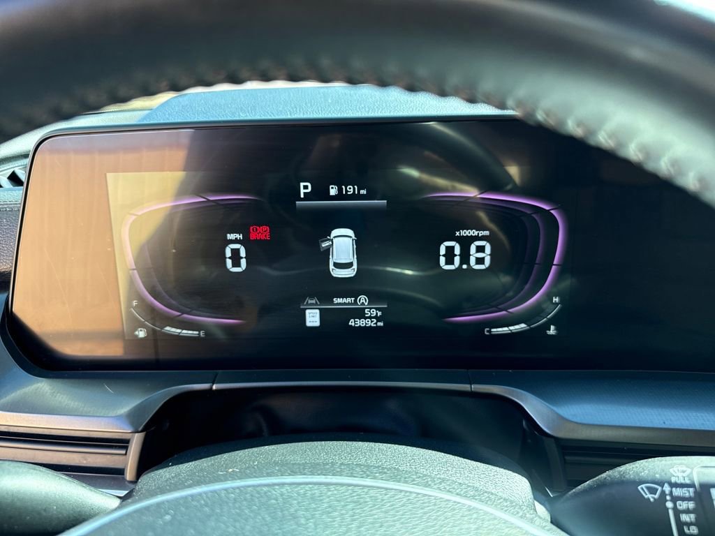 Used 2024 Kia Telluride LX image 15