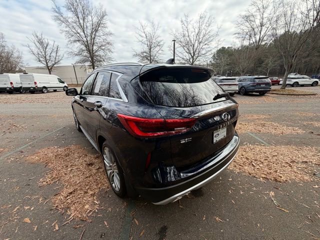 Used 2021 INFINITI QX50 Sensory image 3