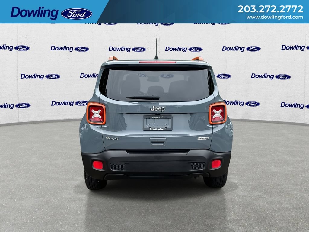 Used 2018 Jeep Renegade Latitude AWD/4WD image 7