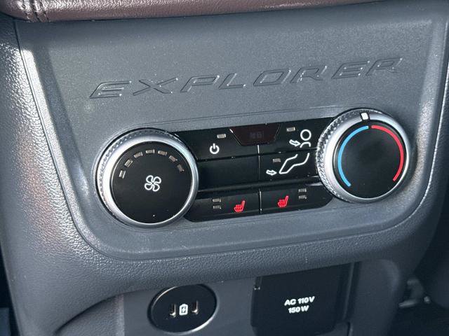 Certified 2026 Ford Explorer Platinum RWD image 30