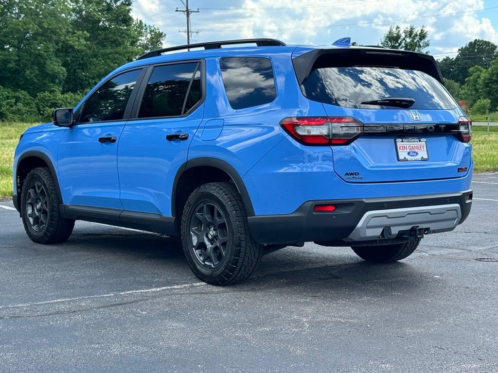 Used 2023 Honda Pilot TrailSport image 13