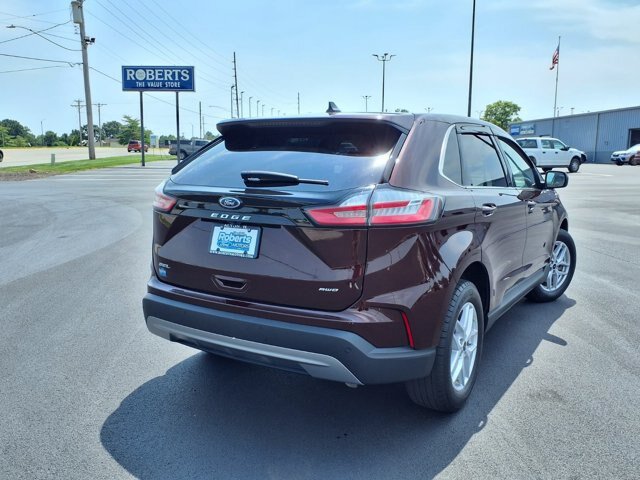 Certified 2024 Ford Edge SEL w/ Convenience Package AWD/4WD image 5