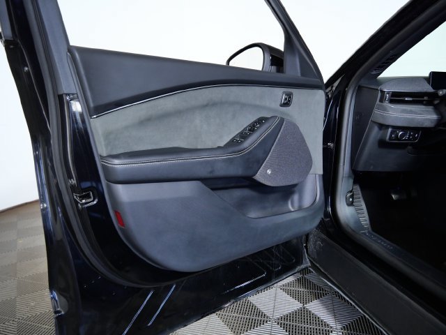 Certified 2025 Ford Mustang Mach-E GT AWD/4WD image 17