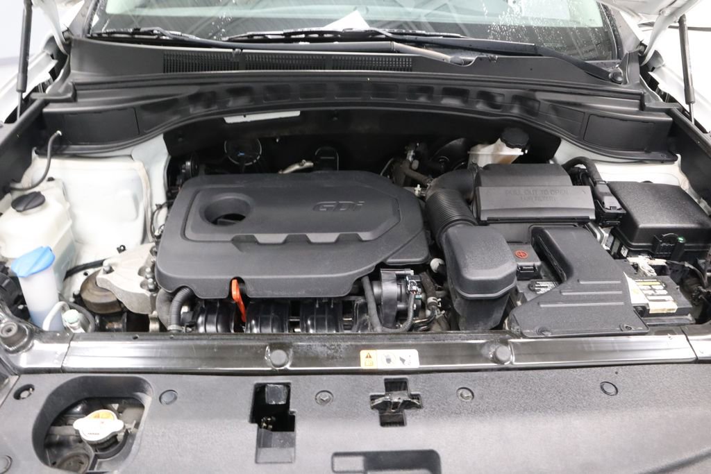 Used 2018 Hyundai Santa Fe Sport AWD/4WD image 13