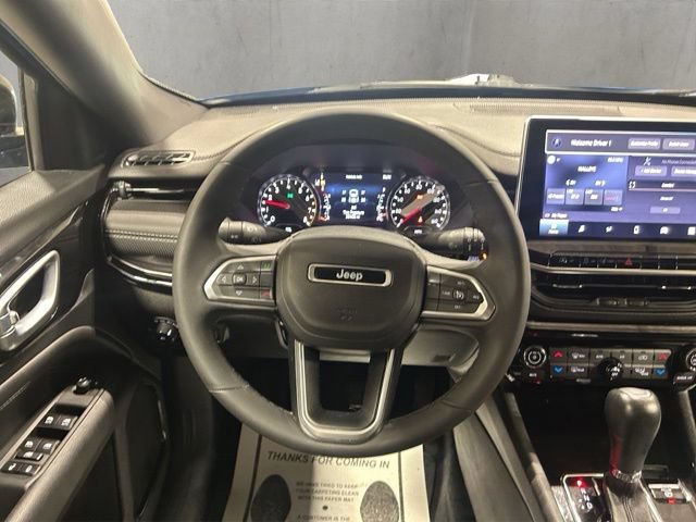 Used 2023 Jeep Compass Latitude w/ Convenience Group AWD/4WD image 14