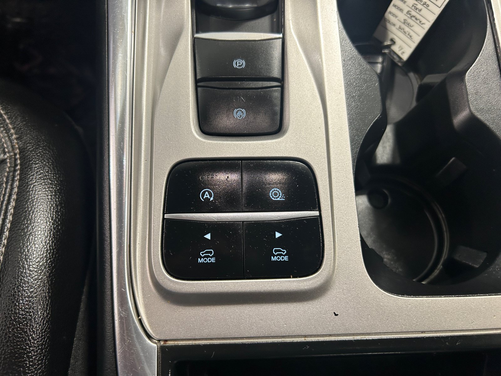 Certified 2020 Ford Explorer Limited RWD image 21
