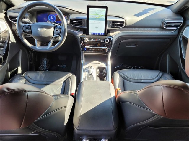 Certified 2021 Ford Explorer Platinum w/ Equipment Group 601A image 15