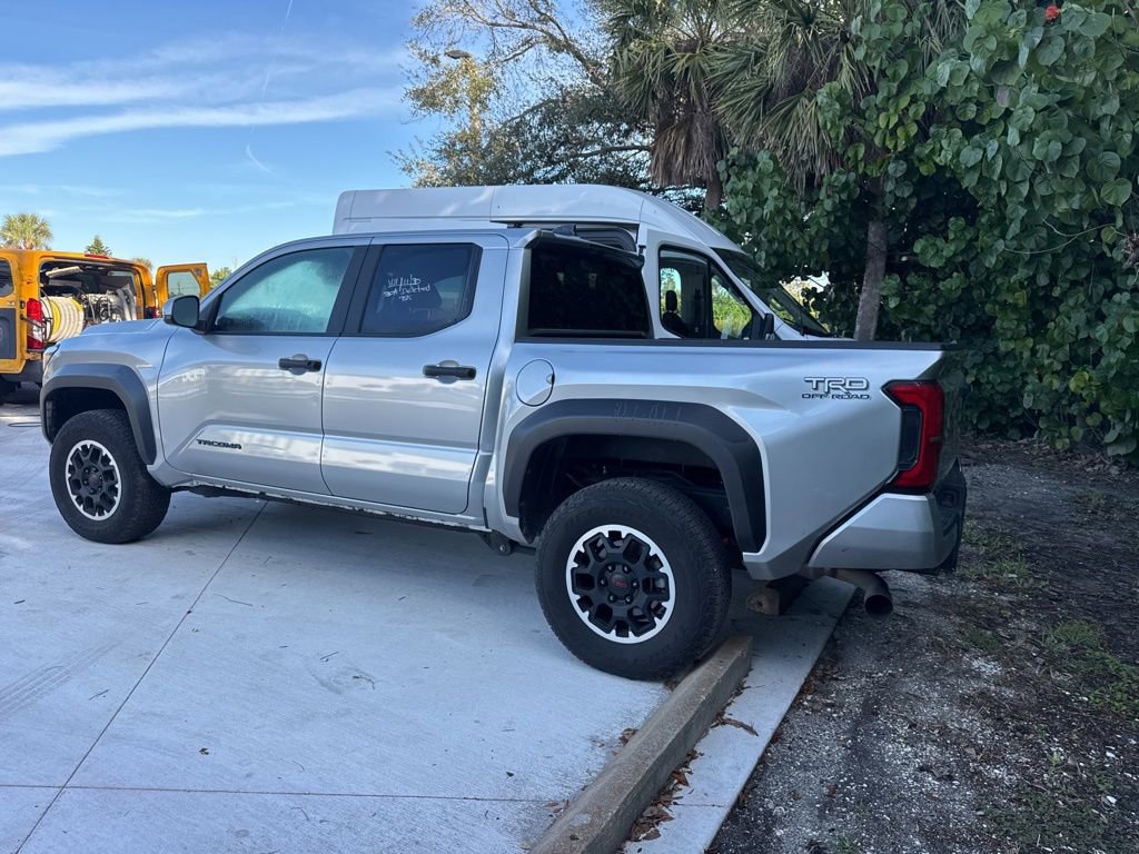 Used 2024 Toyota Tacoma SR5 image 2
