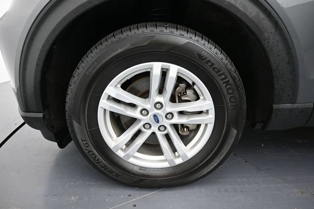 Certified 2024 Ford Explorer XLT w/ Equipment Group 202A AWD/4WD image 10