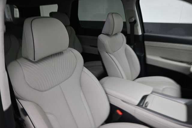 Used 2025 Hyundai Palisade Calligraphy AWD/4WD image 31