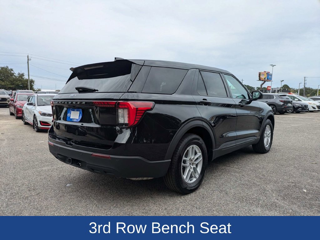 Certified 2026 Ford Explorer Active RWD image 4