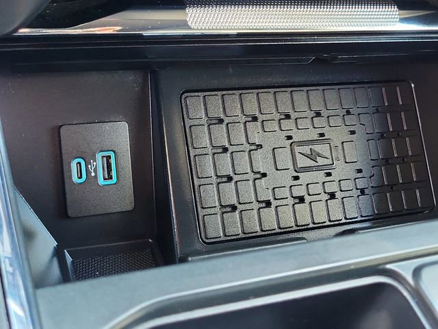 Certified 2023 Ford F150 Lariat image 17