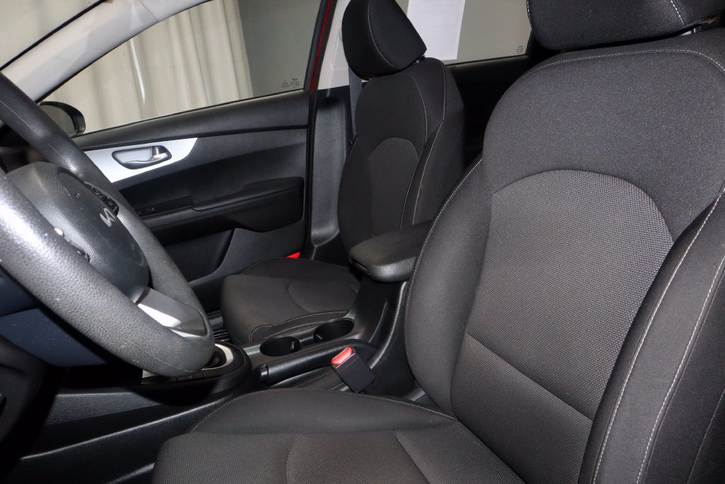 Used 2023 Kia Forte LXS FWD image 25