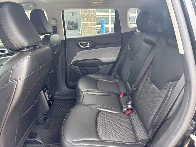 Used 2022 Jeep Compass Latitude w/ Convenience Group AWD/4WD image 31