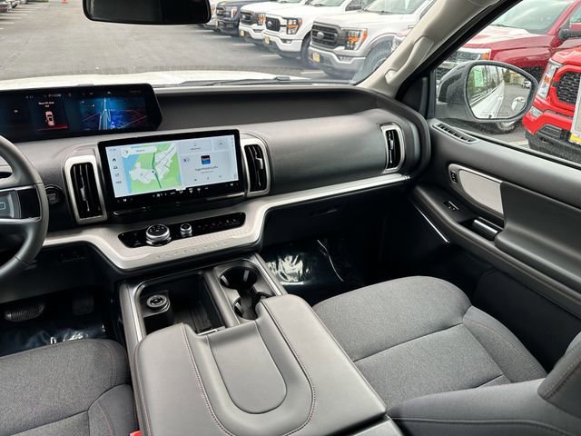 Certified 2025 Ford Expedition Max Active AWD/4WD image 18