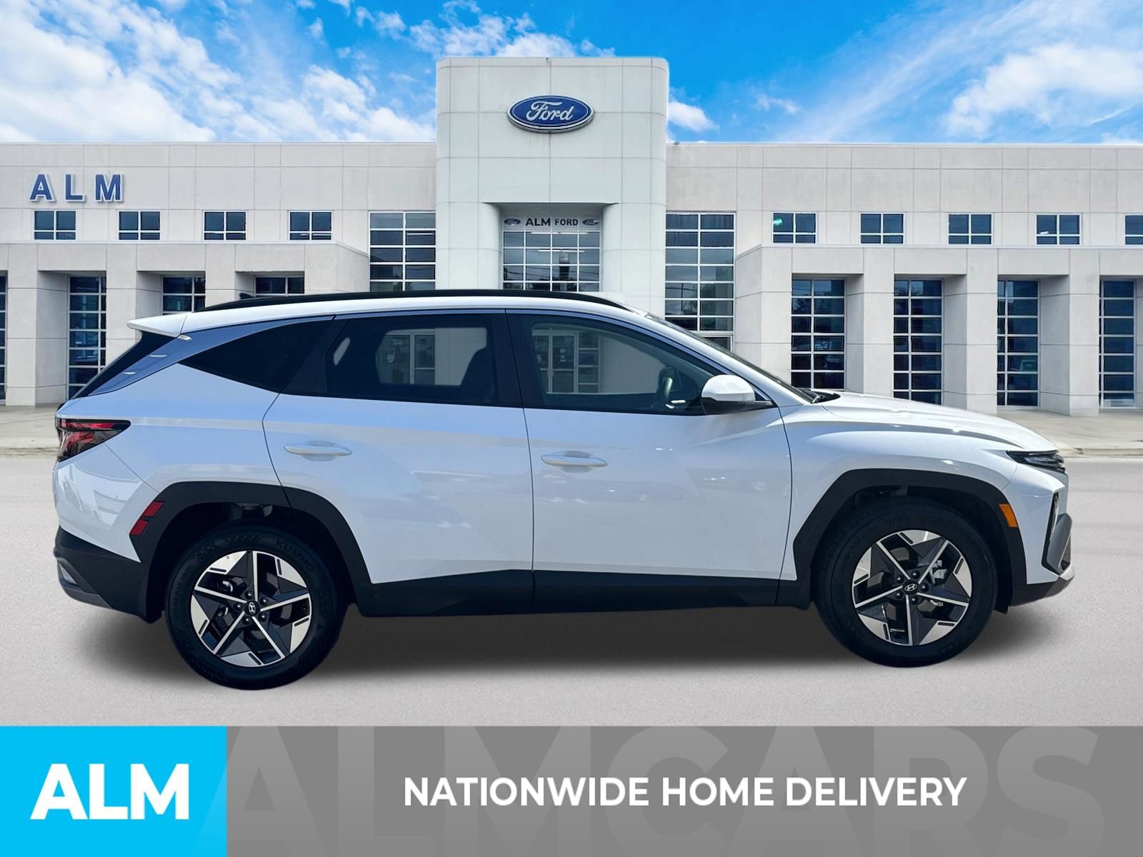 Used 2025 Hyundai Tucson SEL FWD image 4