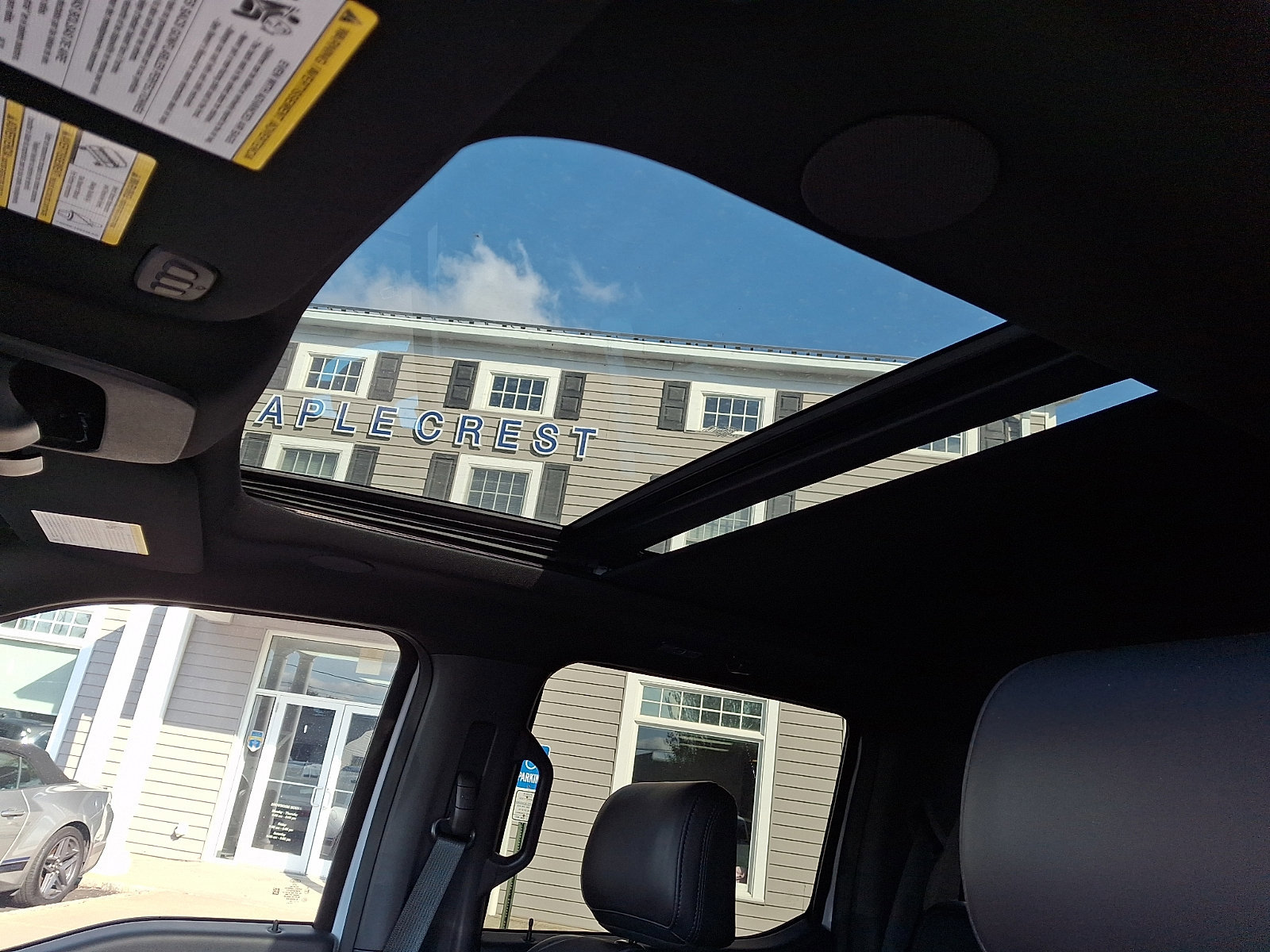 Certified 2025 Ford F150 Platinum w/ Equipment Group 702A High AWD/4WD image 15