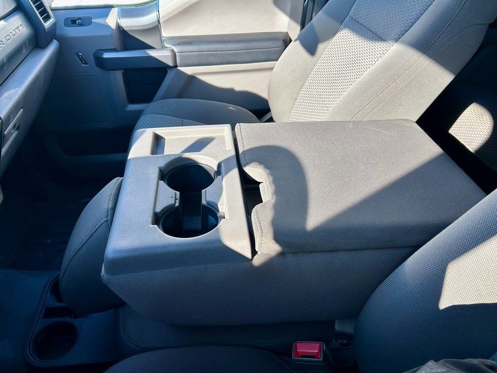 Certified 2018 Ford F350 XLT w/ XLT Premium Package image 26