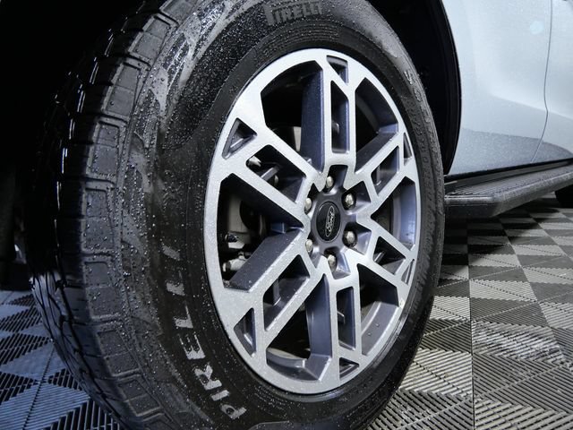 Certified 2025 Ford Expedition Active AWD/4WD image 9