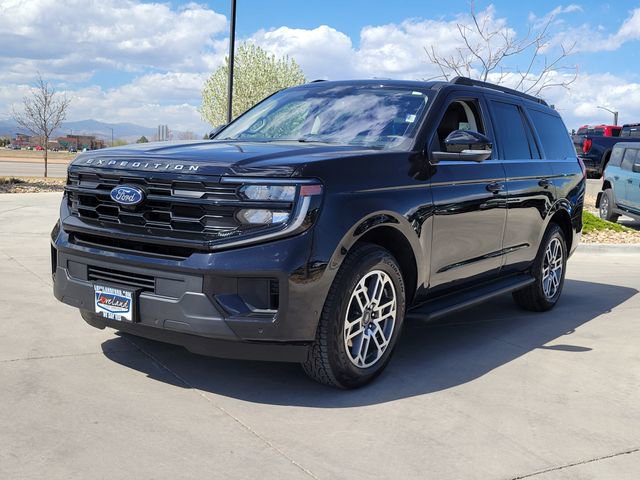 Certified 2025 Ford Expedition Active AWD/4WD image 4
