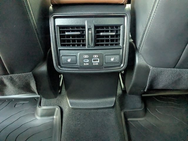 Used 2025 Subaru Forester Touring w/ Popular Package - Touring AWD/4WD image 15
