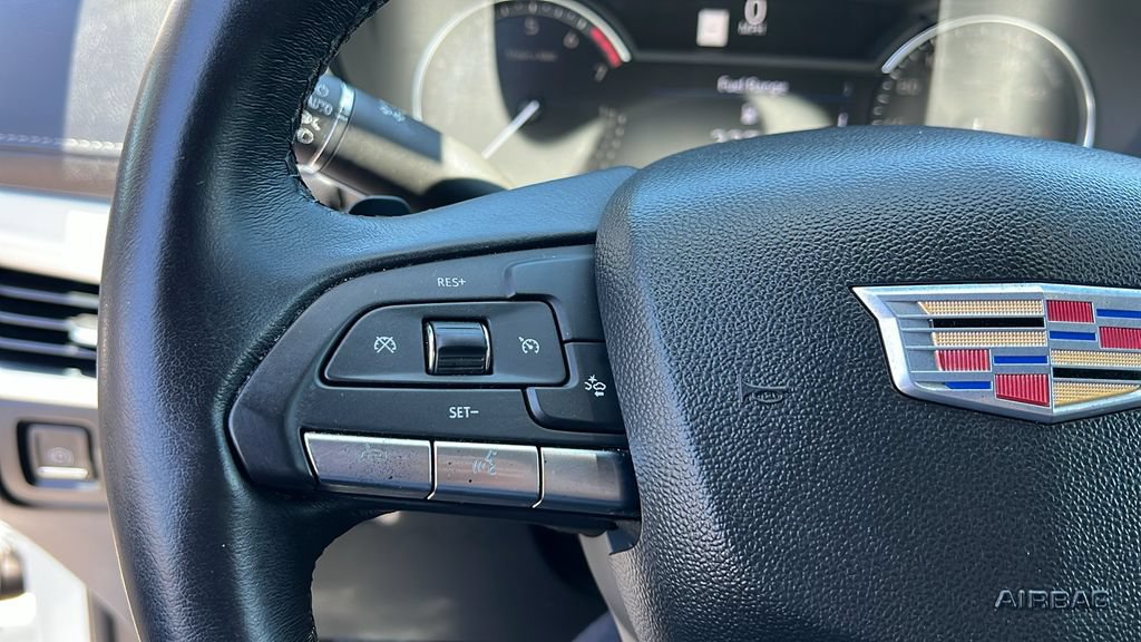 Used 2022 Cadillac XT4 Premium Luxury w/ Enhanced Visibility Package FWD image 19