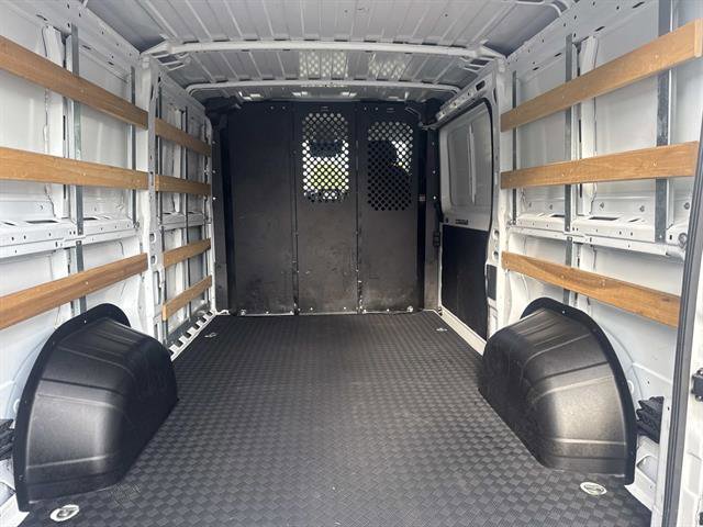 Used 2023 RAM ProMaster 2500 image 13