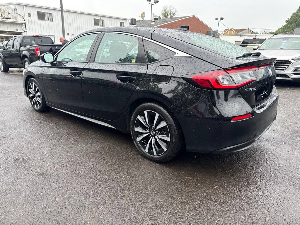 Used 2024 Honda Civic EX-L image 7
