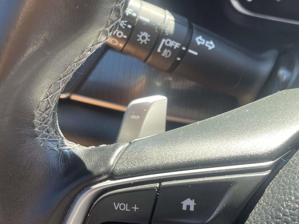 Used 2018 Honda Accord Sport image 11