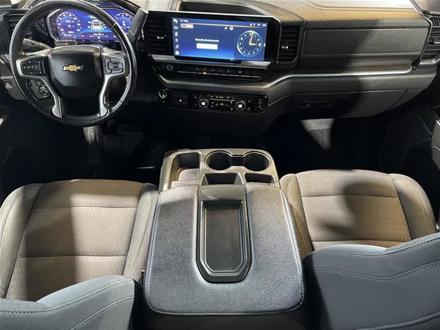 Used 2022 Chevrolet Silverado 1500 LT AWD/4WD image 29