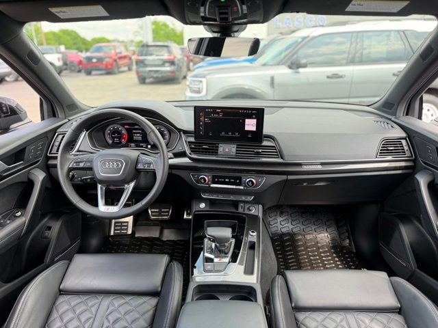 Used 2025 Audi SQ5 Premium Plus w/ Premium Plus Package AWD/4WD image 2