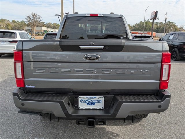 Certified 2022 Ford F350 Lariat w/ Black Appearance Package image 4