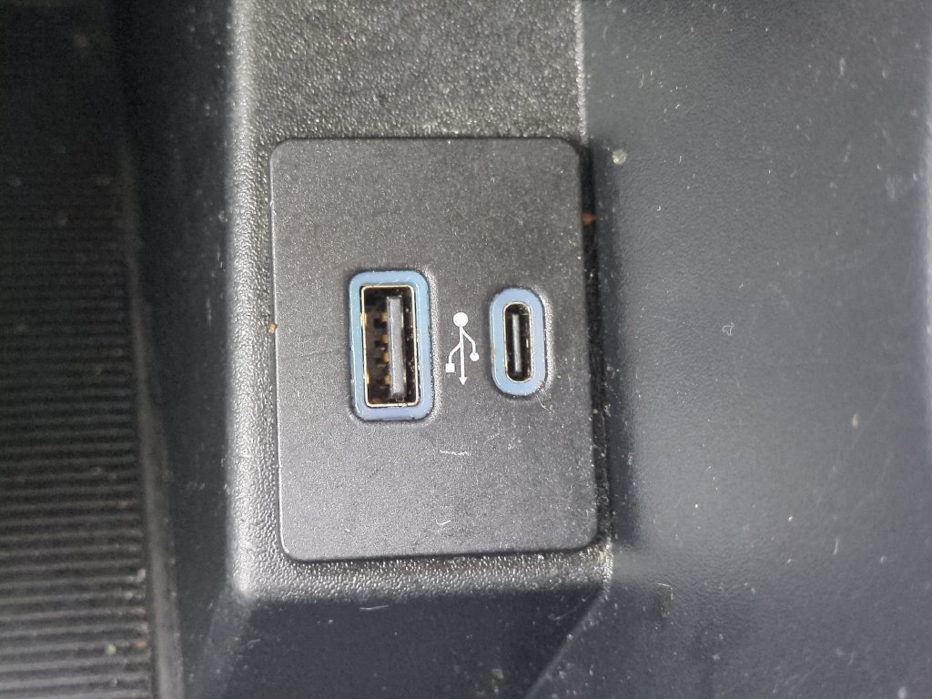 Certified 2024 Ford Edge SEL AWD/4WD image 24