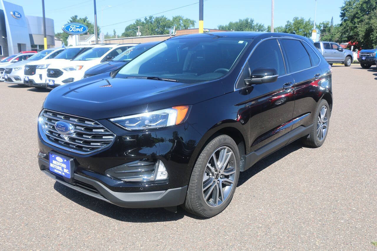 Certified 2024 Ford Edge Titanium w/ Equipment Group 301A AWD/4WD image 11