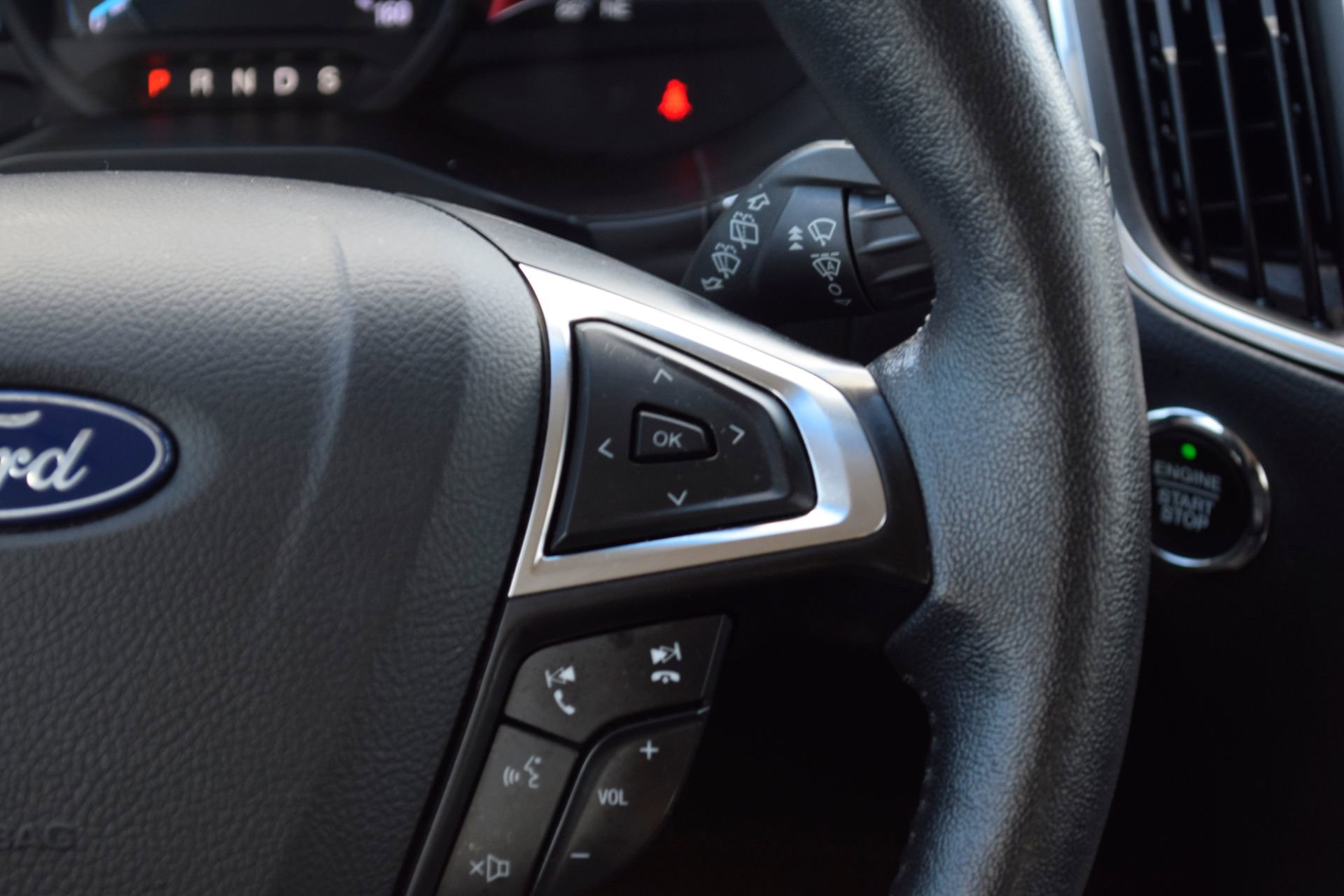 Certified 2020 Ford Edge Titanium image 10