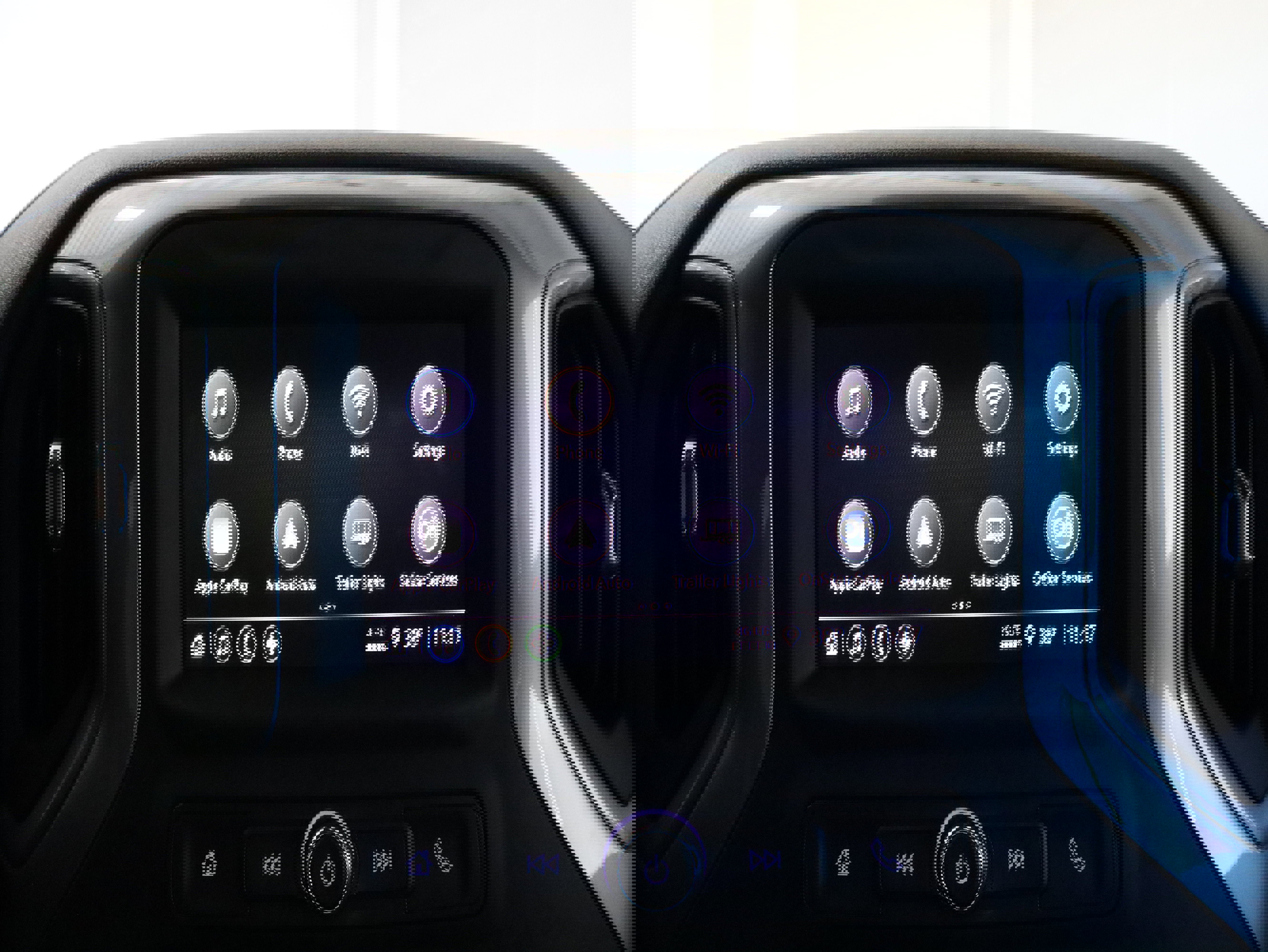 Used 2023 Chevrolet Silverado 1500 Custom Trail Boss w/ LPO, Dark Essentials Package image 30