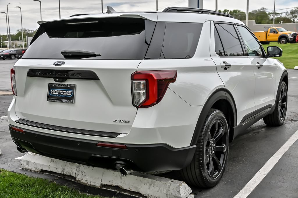 Certified 2023 Ford Explorer ST-Line AWD/4WD image 10