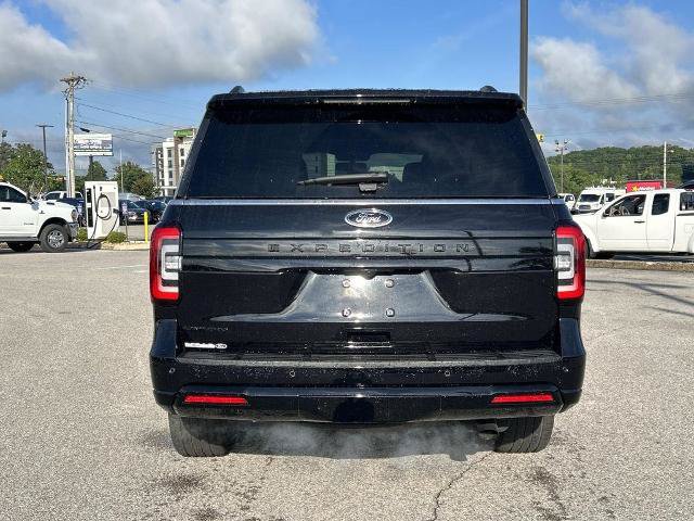 Certified 2024 Ford Expedition Limited RWD image 5