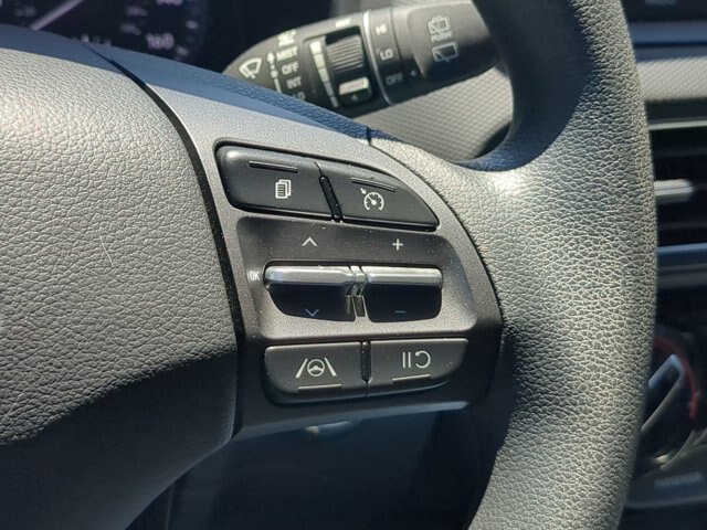 Used 2023 Hyundai Kona SEL w/ Cargo Package AWD/4WD image 19