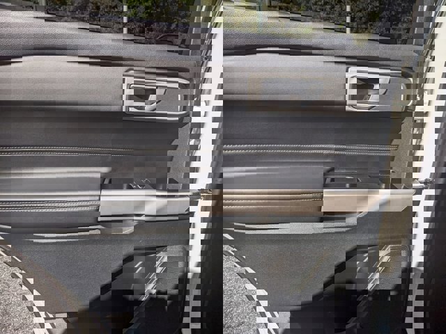 Certified 2023 Ford Explorer XLT image 27