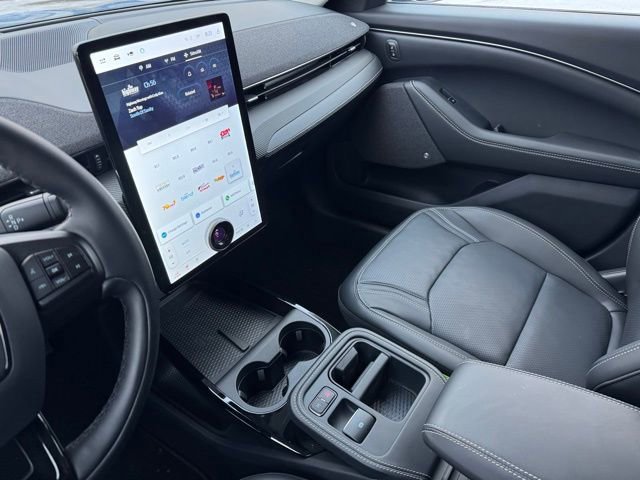 Certified 2025 Ford Mustang Mach-E Premium image 19