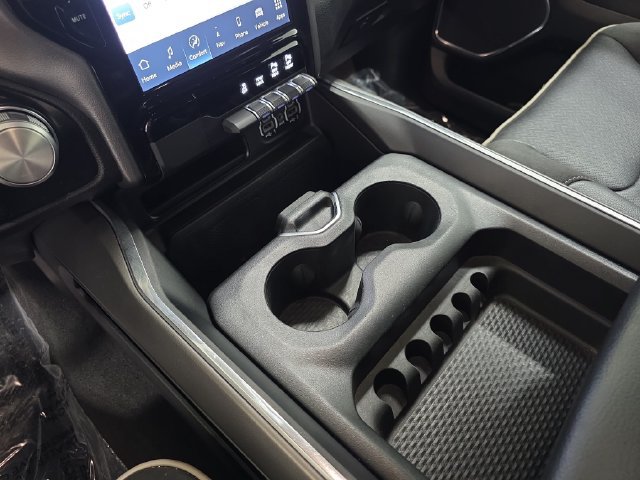Used 2024 RAM 1500 Laramie AWD/4WD image 25